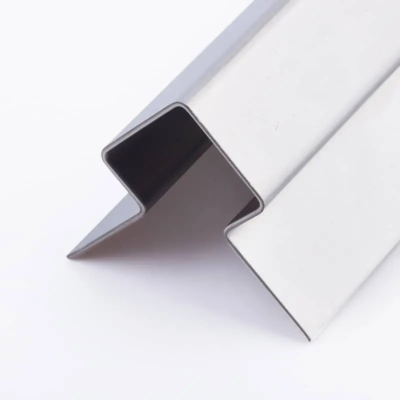 Nẹp góc vuông 2 cánh đều