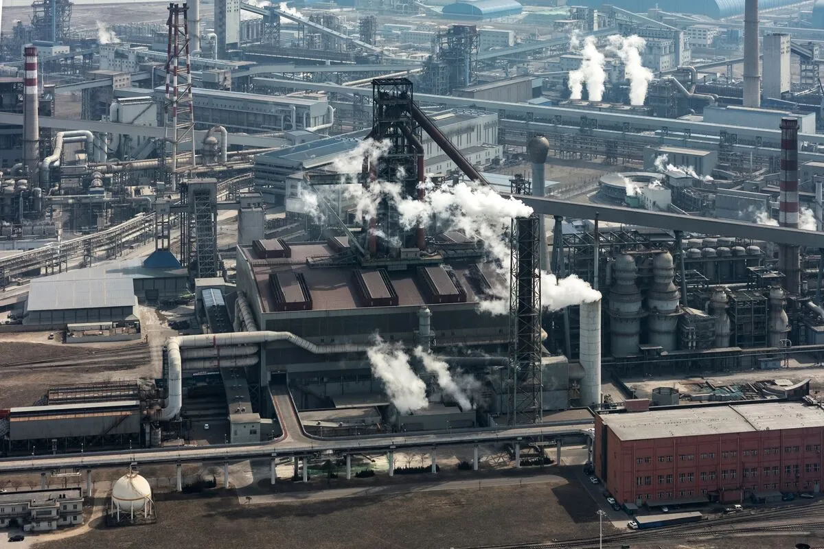 Giá thép hôm nay 25/12: Đảo chiều giảm nhẹ